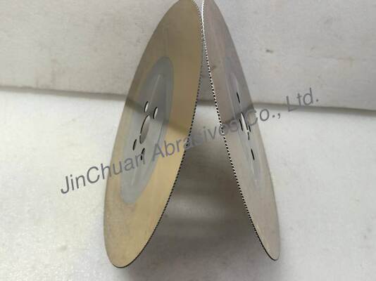 hss 톱 블레이드, 330 개의 이빨을 가지고 밀폐 스트립을 자르는 데 사용되며, 지름 285mm,