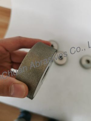 카바이드는 블레이드 D100 D120 CBN 다이아몬드휠을 봤습니다